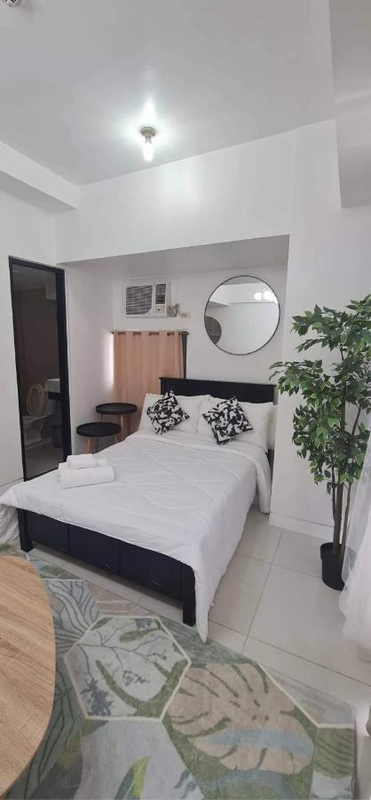 Studio At Viceroy T4 Florence Way Манила Экстерьер фото
